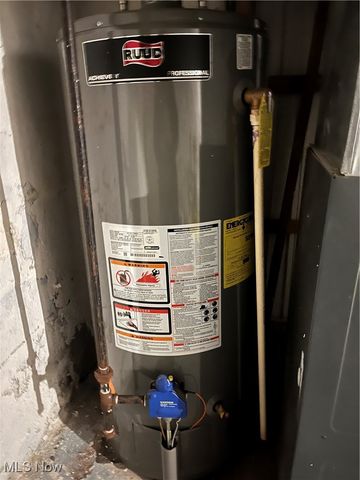 2025 Pointview Avenue, Youngstown, OH 44502