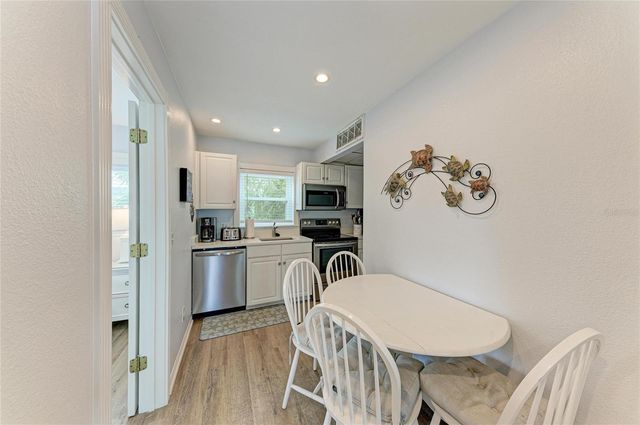 101 25TH STREET N 3, Bradenton Beach, FL 34217