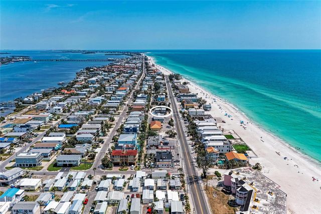 101 25TH STREET N 3, Bradenton Beach, FL 34217