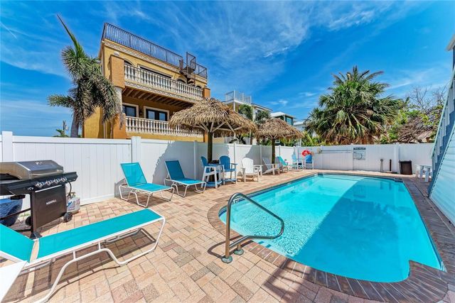 101 25TH STREET N 3, Bradenton Beach, FL 34217