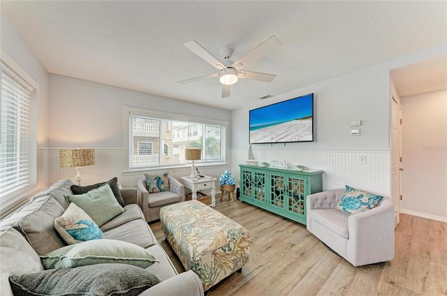 101 25TH STREET N 3, Bradenton Beach, FL 34217