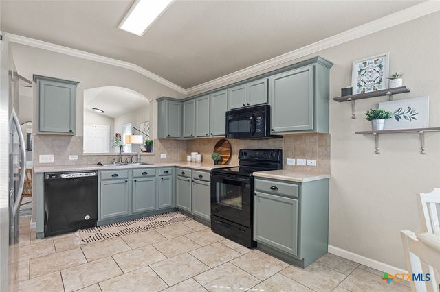 2126 Wiltshire Dr, New Braunfels, TX 78130
