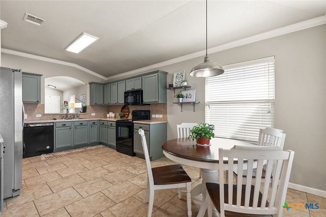 2126 Wiltshire Dr, New Braunfels, TX 78130