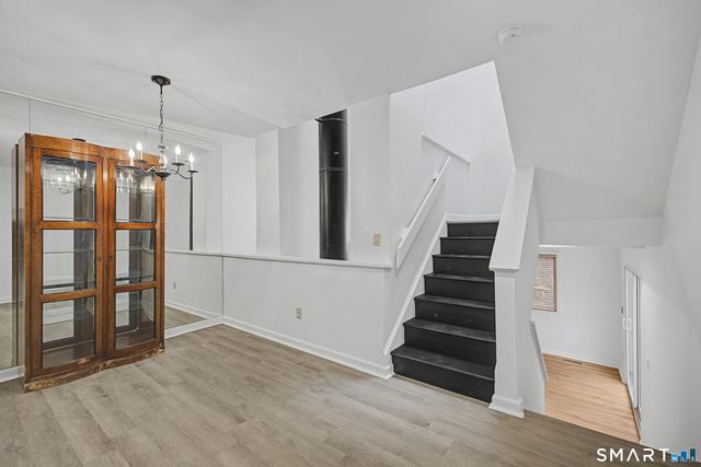 49 Deer Run 49, Bethel, CT 06801