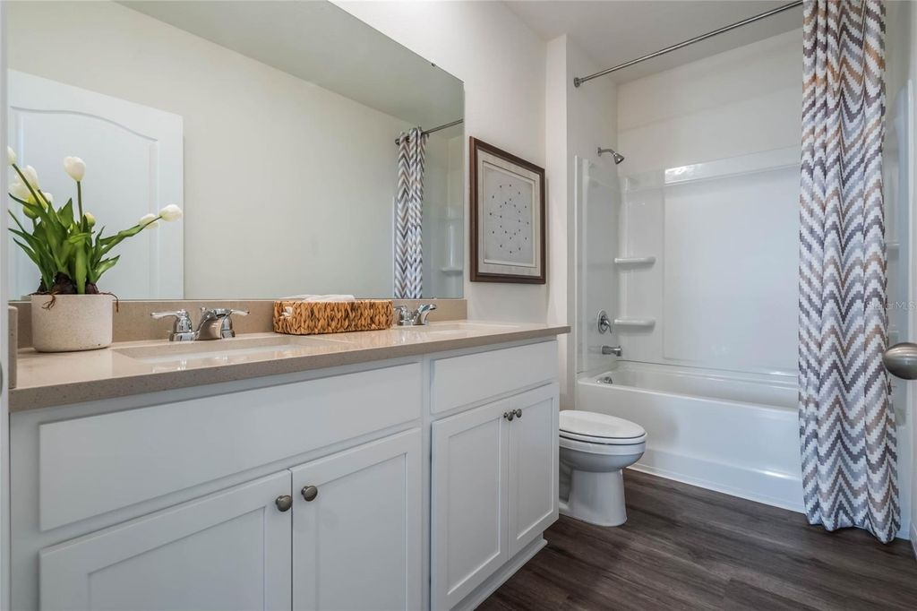 Image 24 of property listing at 4601 BARBERRY AVENUE, Lakeland, FL 33811