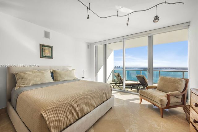 1331 Brickell Bay Dr 2807, Miami, FL 33131