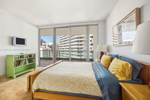 1331 Brickell Bay Dr 2807, Miami, FL 33131