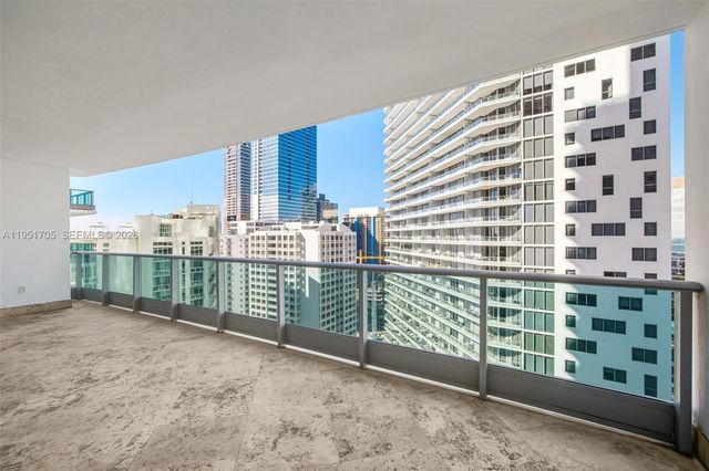1331 Brickell Bay Dr 2807, Miami, FL 33131
