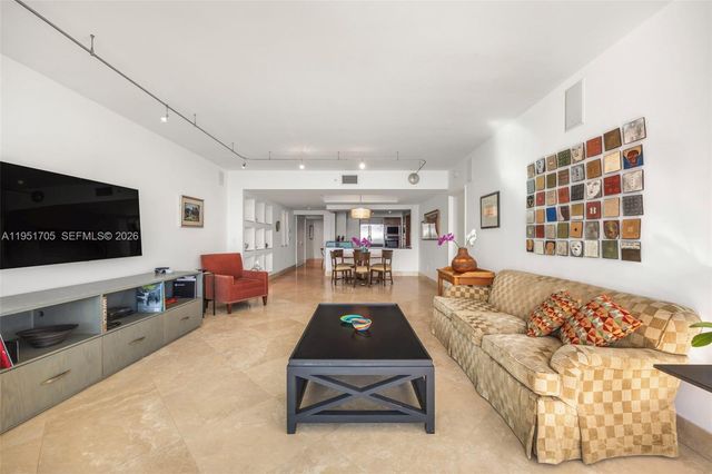 1331 Brickell Bay Dr 2807, Miami, FL 33131