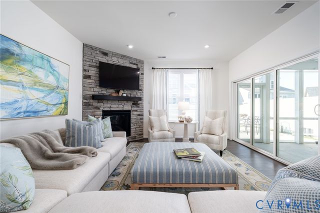 9347 Citrine Run, Richmond, VA 23238