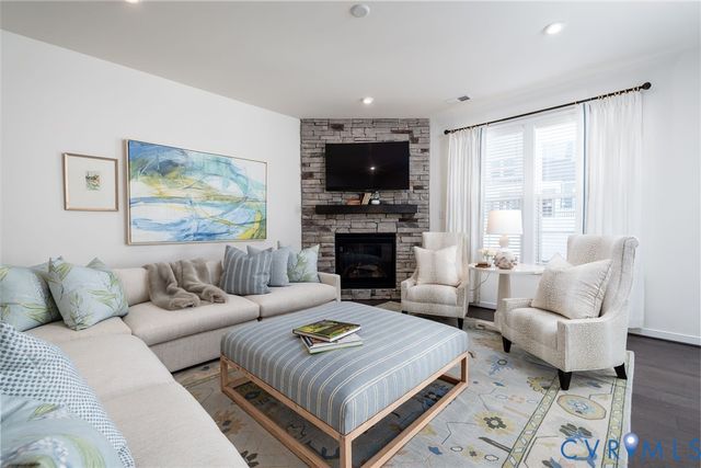 9347 Citrine Run, Richmond, VA 23238