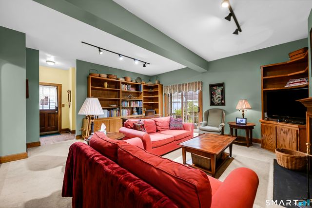 40 Filbert Street, Hamden, CT 06517