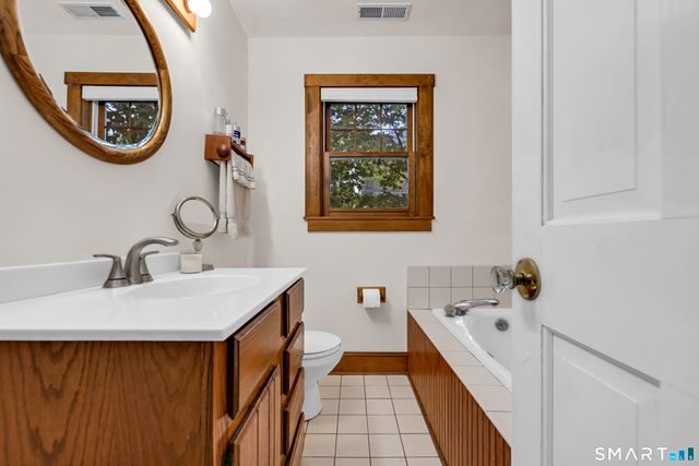 40 Filbert Street, Hamden, CT 06517