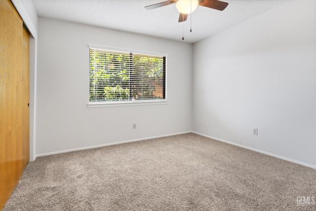 3100 Woodstown Street, Bakersfield, CA 93312