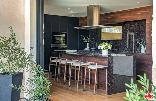 3526 Wrightwood Court, Studio City (los Angeles), CA 91604