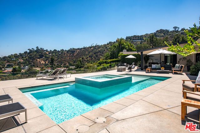 3526 Wrightwood Court, Studio City (los Angeles), CA 91604