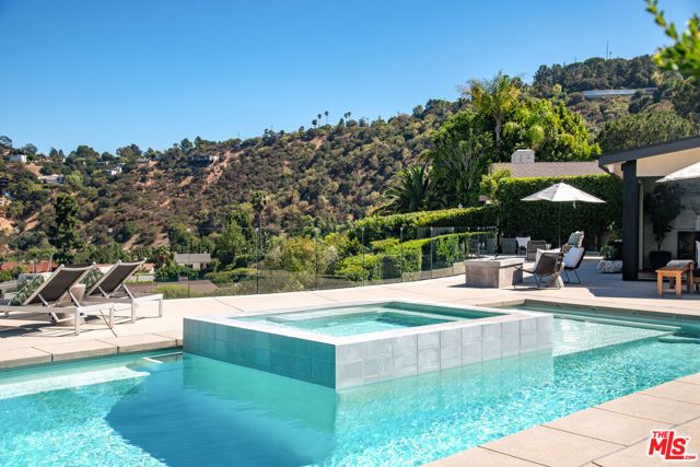 3526 Wrightwood Court, Studio City (los Angeles), CA 91604