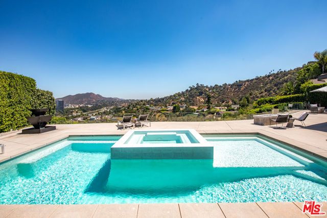 3526 Wrightwood Court, Studio City (los Angeles), CA 91604