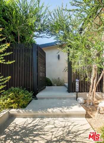 3526 Wrightwood Court, Studio City (los Angeles), CA 91604