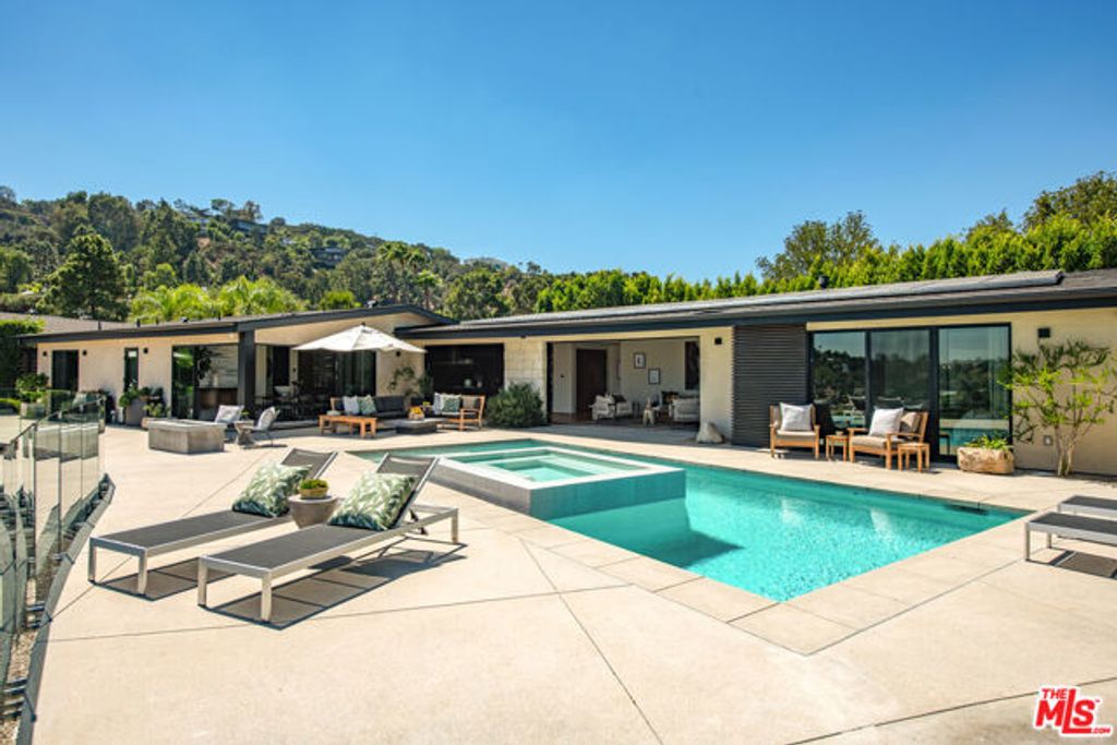 3526 Wrightwood Court, Studio City (los Angeles), CA 91604