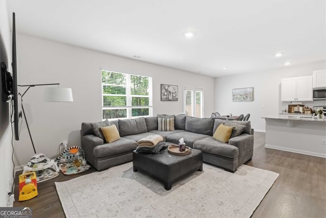 375 Starbuck Parkway, Pendergrass, GA 30567