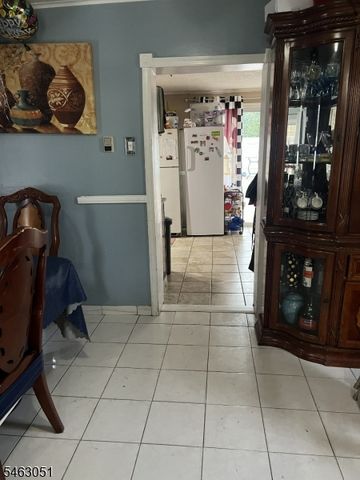446 Rear 446 Elizabeth Ave, Elizabeth City, NJ 07206