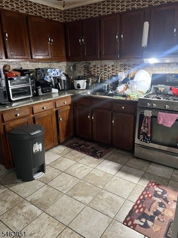 446 Rear 446 Elizabeth Ave, Elizabeth City, NJ 07206