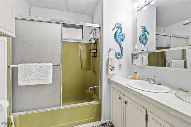 3310 Rainbow LN, North Fort Myers, FL 33903