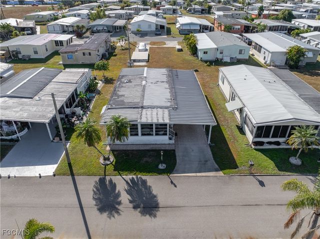 3310 Rainbow LN, North Fort Myers, FL 33903