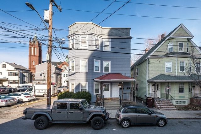 20 Cottage St 3R, Everett, MA 02149