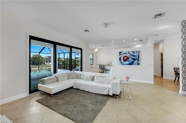 1417 SW 28th TER, Cape Coral, FL 33914