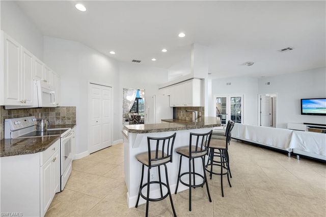 1417 SW 28th TER, Cape Coral, FL 33914