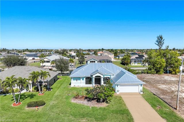 1417 SW 28th TER, Cape Coral, FL 33914