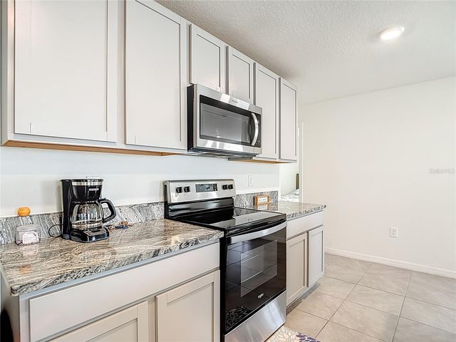 7530 BROAD POINTE DRIVE, Zephyrhills, FL 33540