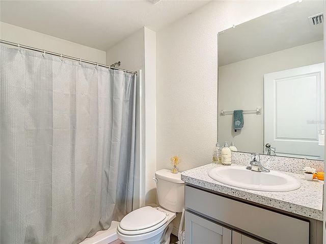 7530 BROAD POINTE DRIVE, Zephyrhills, FL 33540