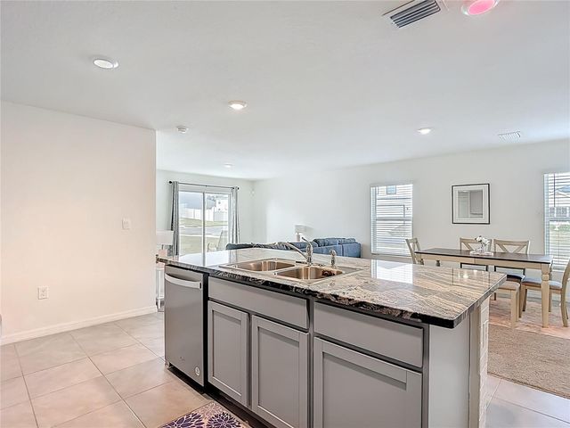 7530 BROAD POINTE DRIVE, Zephyrhills, FL 33540