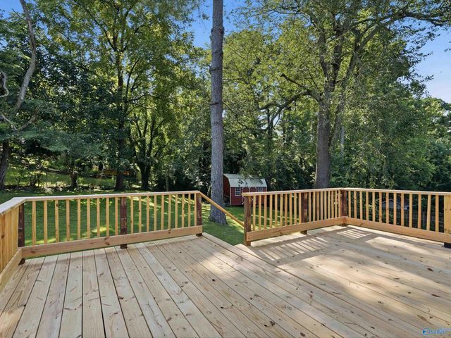 2614 Vinyard Street NE, Huntsville, AL 35811