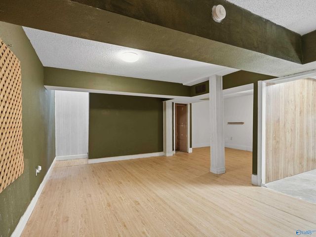 2614 Vinyard Street NE, Huntsville, AL 35811