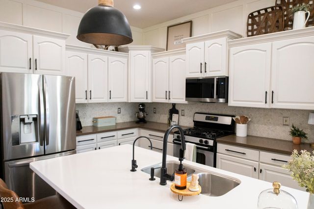 27268 N 86TH Drive, Peoria, AZ 85383