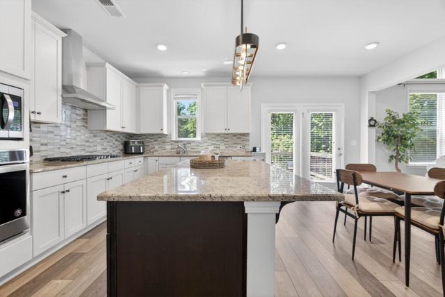 3750 Deaton Trail, Buford, GA 30519