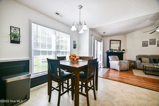 405 Bret Court, Jacksonville, NC 28540