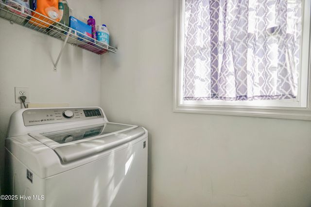 405 Bret Court, Jacksonville, NC 28540