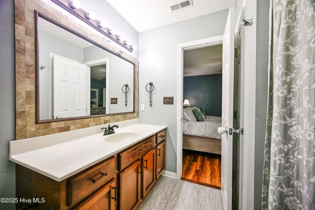 405 Bret Court, Jacksonville, NC 28540