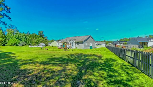 405 Bret Court, Jacksonville, NC 28540
