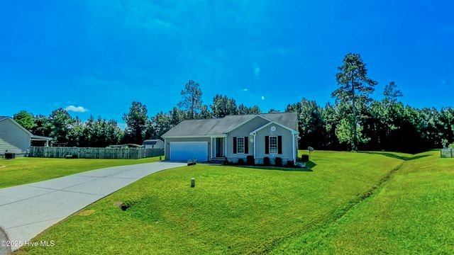 405 Bret Court, Jacksonville, NC 28540