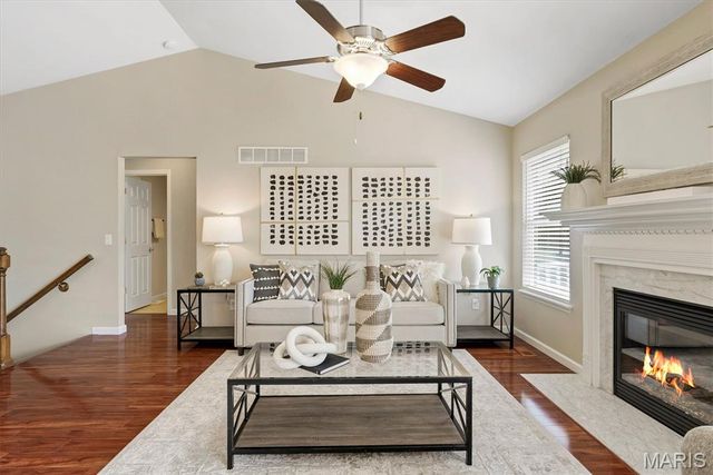 2004 Abby Court, Lake St Louis, MO 63367