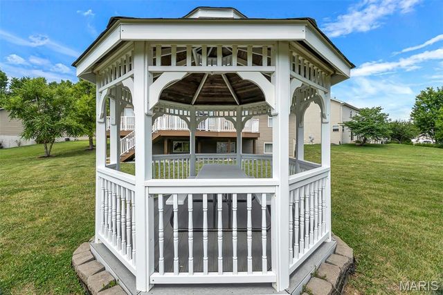 2004 Abby Court, Lake St Louis, MO 63367