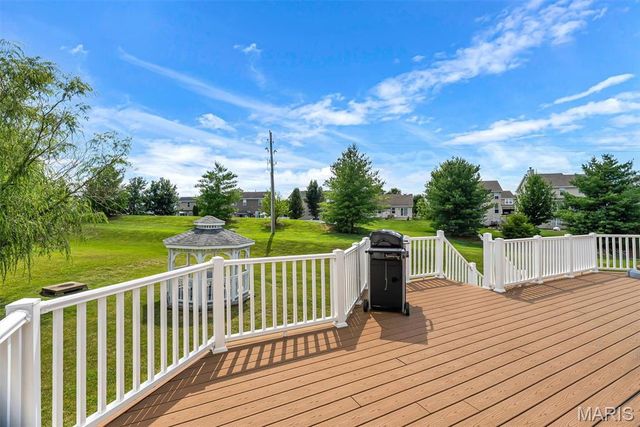 2004 Abby Court, Lake St Louis, MO 63367