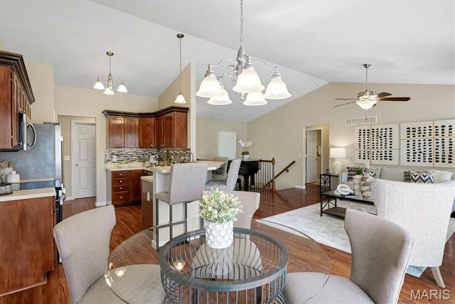 2004 Abby Court, Lake St Louis, MO 63367