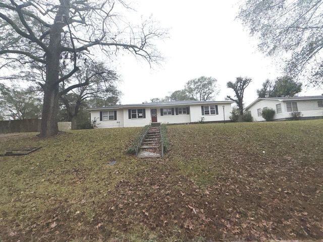 206 Summit, Gilmer, TX 75644